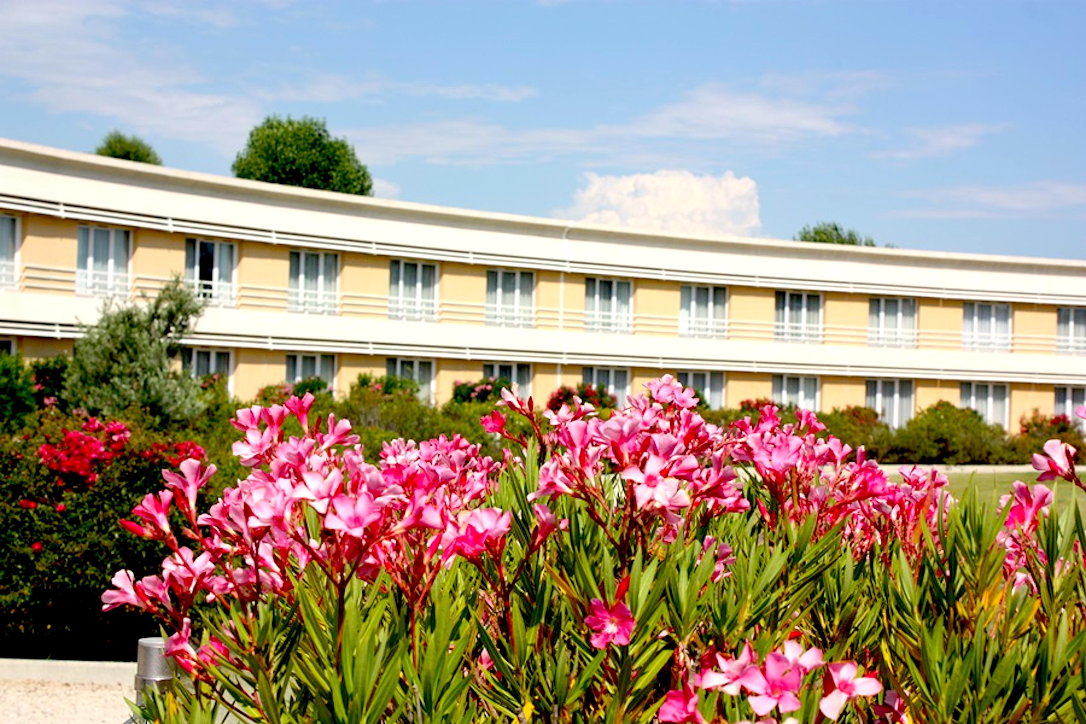 Hotel Mount Venturi - Aix-En-Provence Sainte-Victoire - Bar & Restaurant & Padel Русе Экстерьер фото